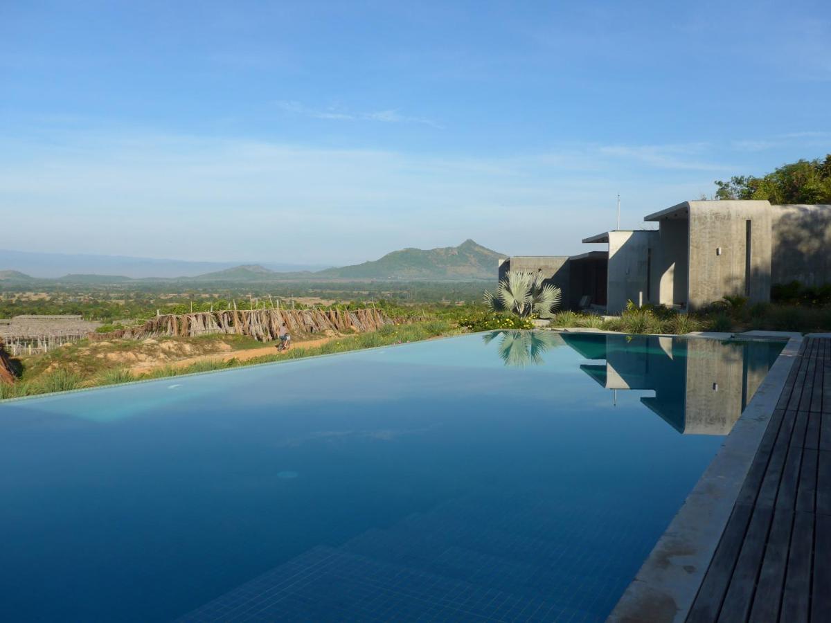 Villa La Plantation Kampot Exterior photo